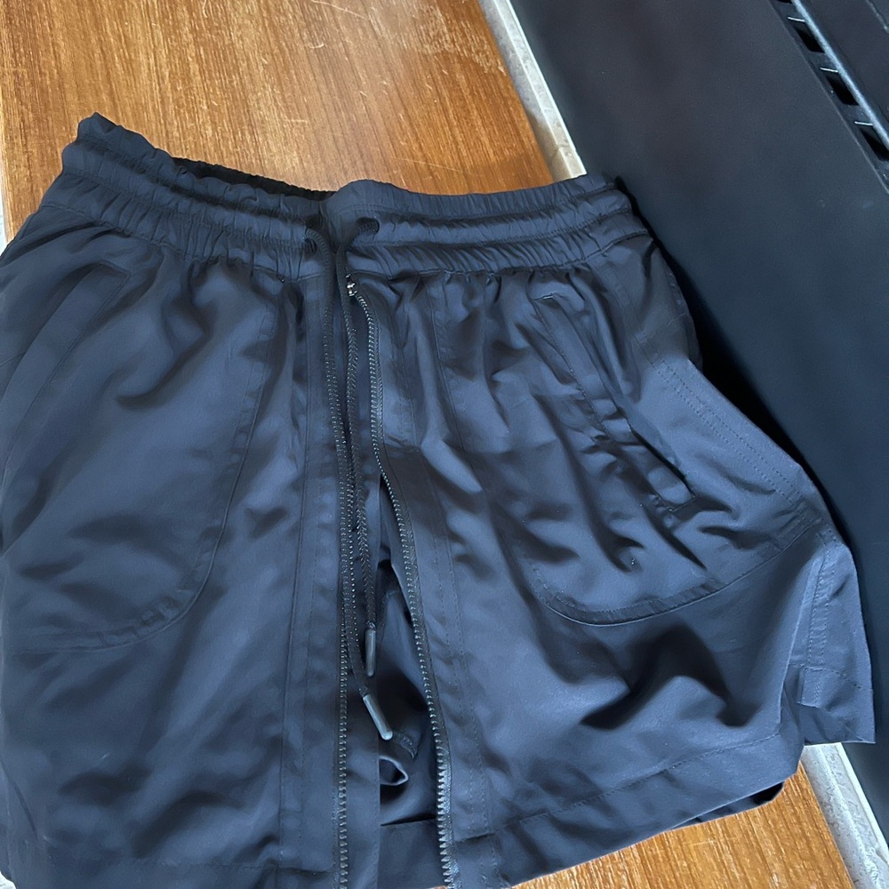 Athleta Black Mini SKORT